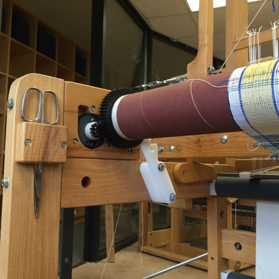 AVL Looms Automatic Cloth Advance System